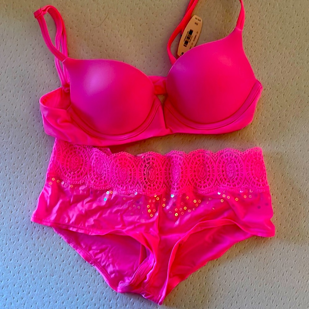 VS Bra and Panty Set